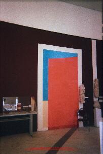 Film n°357. Préparatifs de l'exposition sur Khirbat adh-Dharih à l'hôtel de ville d'Amman, octobre 2002. Film réalisé par Alain Chambon.