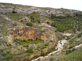 
Les carrières de El Ferriol et l'atelier de sculpture d'Elche (Alicante). Les carrières d'Els Canteres et la voie de circulation dans le lit du rio
