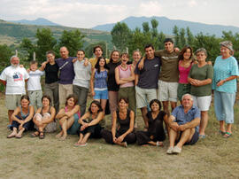
Recherches franco-bulgares sur le site néolithique de Kovacevo en Bulgarie. L’équipe des archéologues de la campagne d’été 2005
