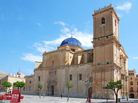 
Les carrières de El Ferriol et l'atelier de sculpture d'Elche (Alicante). Eglise Santa Maria de Elche
