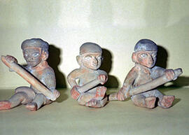 
Trois millénaires de civilisation entre Colombie et Equateur. La région de la Tumaco La Tolita. Vestiges matériels. Représentation de pagayeurs (phase Tumaco La Tolita). Musée de la Banque centrale de l'Equateur, Guayaquil
